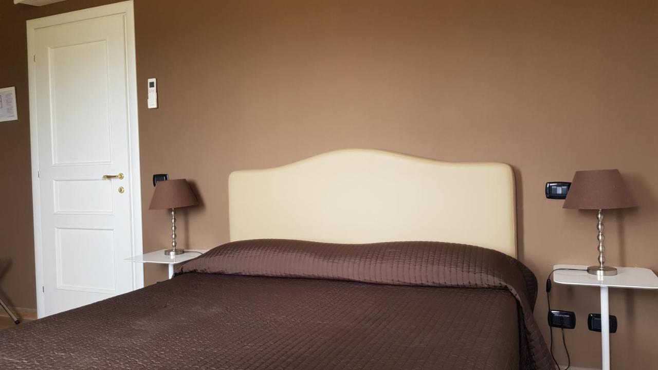 Il Casale Degli Ulivi - Agriturismo - Tenimenti Leone Lanuvio Екстер'єр фото